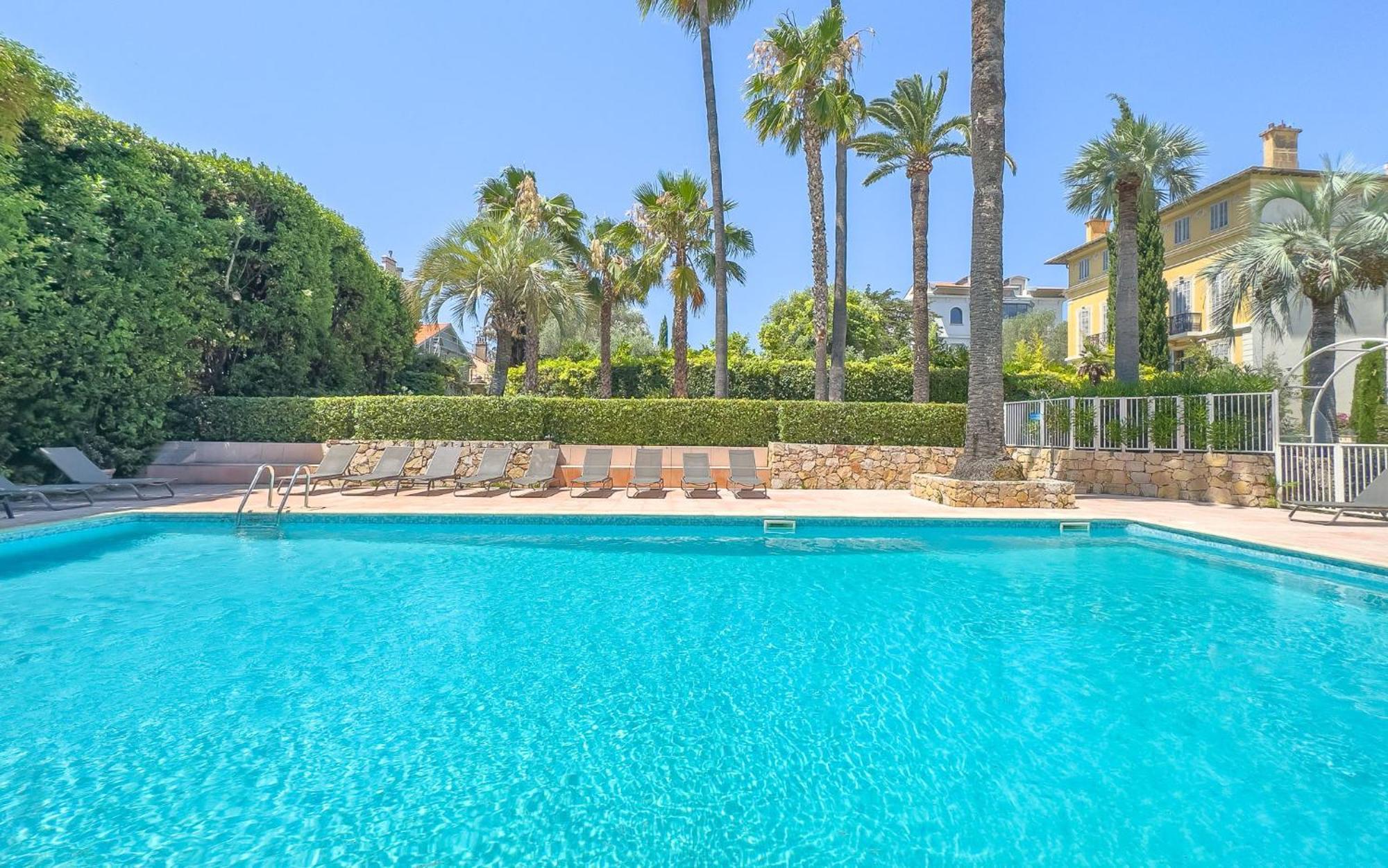 Le First By Winsome Destination Lägenhet Cannes Exteriör bild